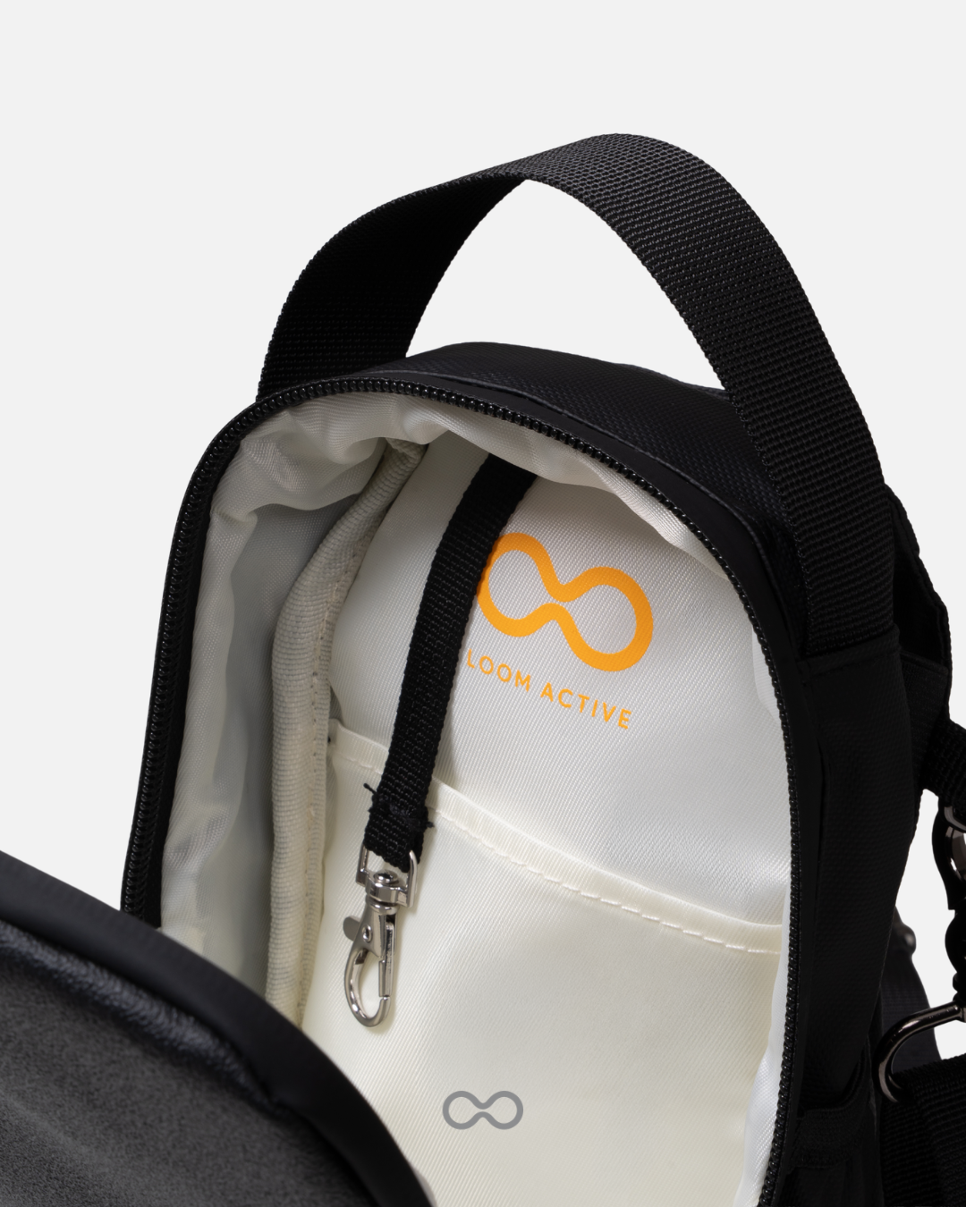 ONE01 - Jet Black
